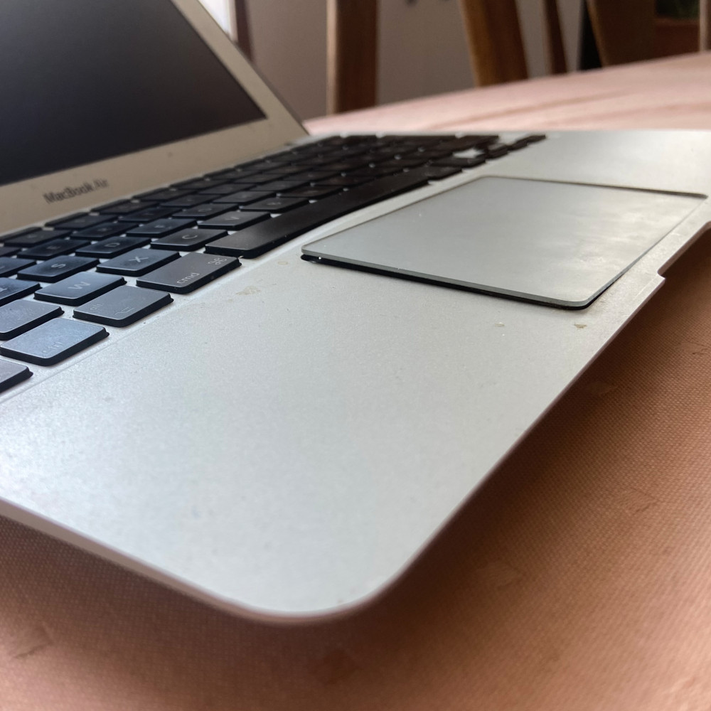 image: broken macbook