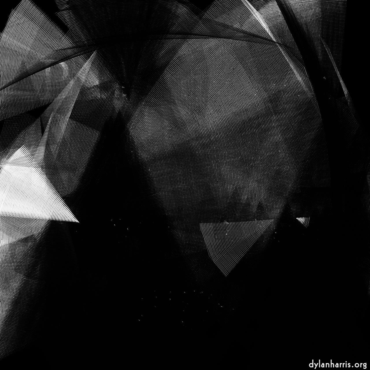 image: interactive spiros - use auto mouse in toolbar :: colour&nbsp;triangle&nbsp;trans