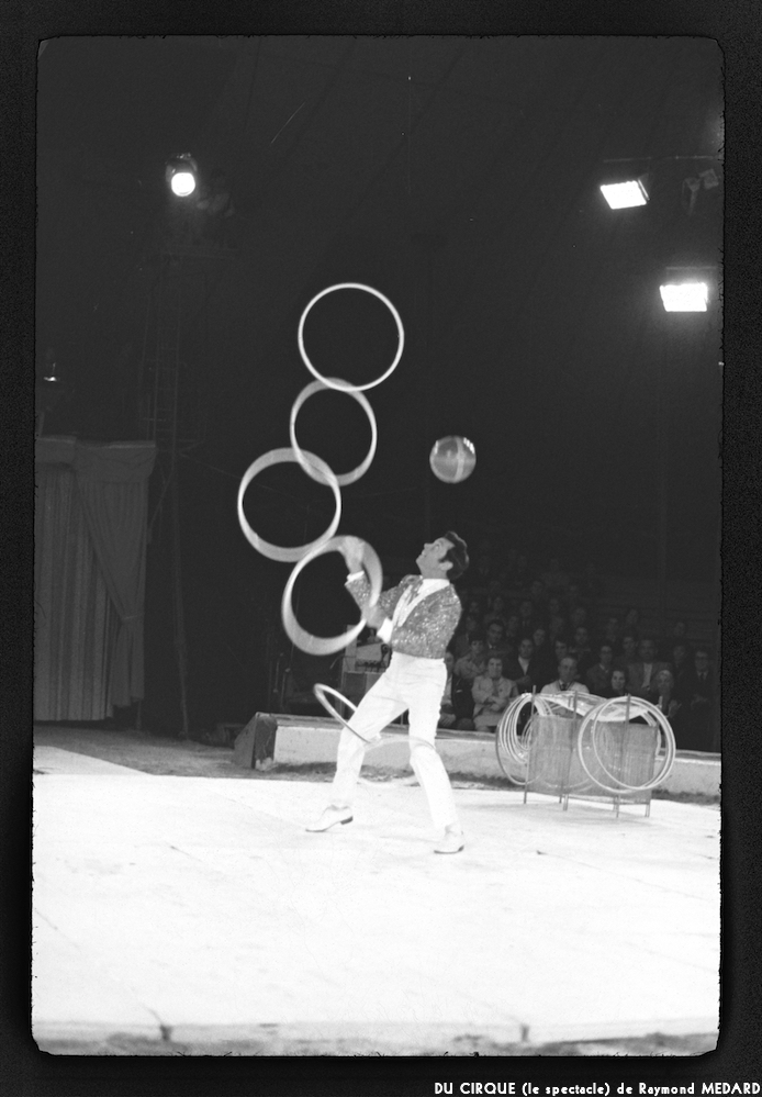 image: This is &lsquo;LE CIRQUE (le spectacle) 15&rsquo;.