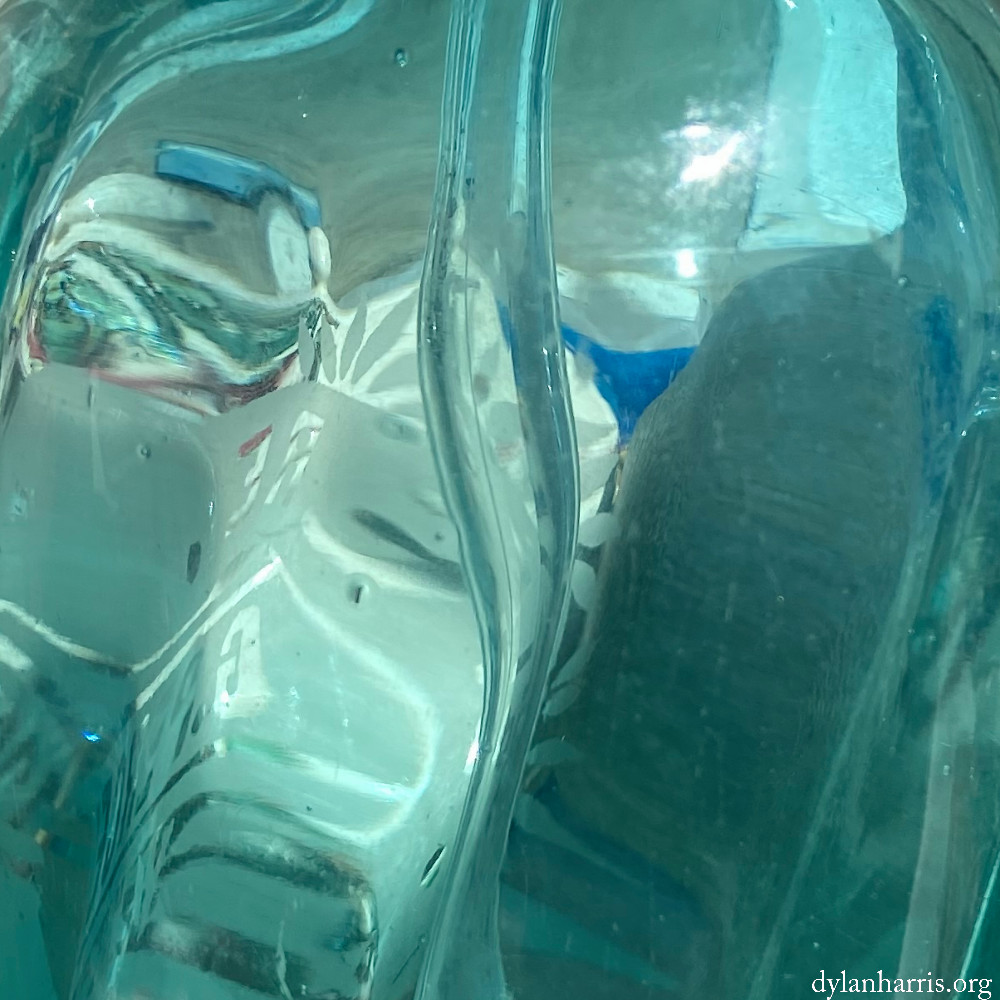 image: This is &lsquo;cheni&agrave;res 7&rsquo;.