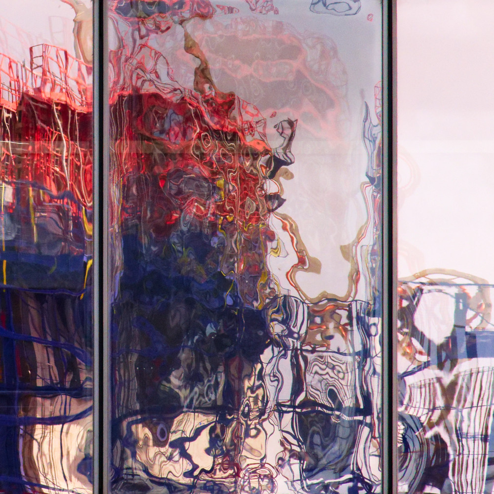 image: This is &lsquo;la d&eacute;fense (lxiv) 4&rsquo;.