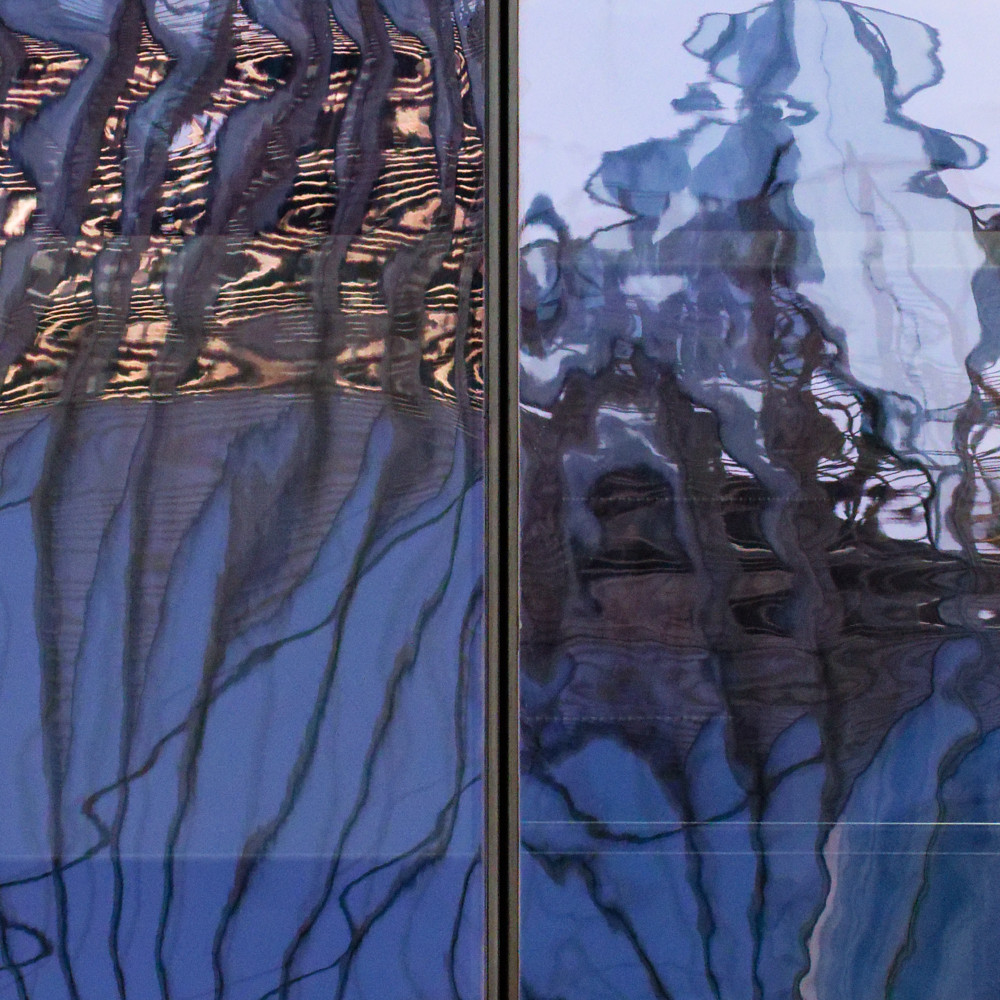 image: This is &lsquo;la d&eacute;fense (lxx) 2&rsquo;.