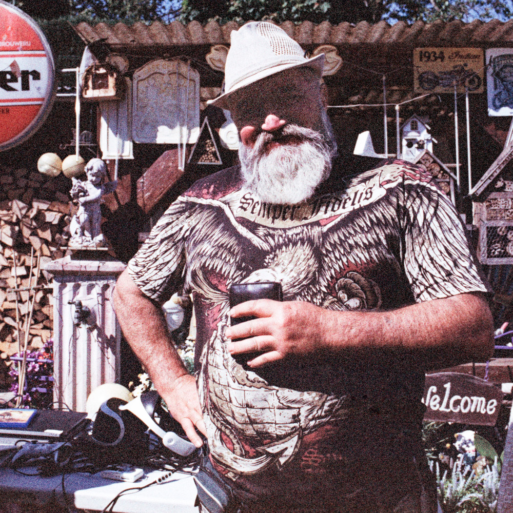 image: This is &lsquo;brocante (xi) 5&rsquo;.