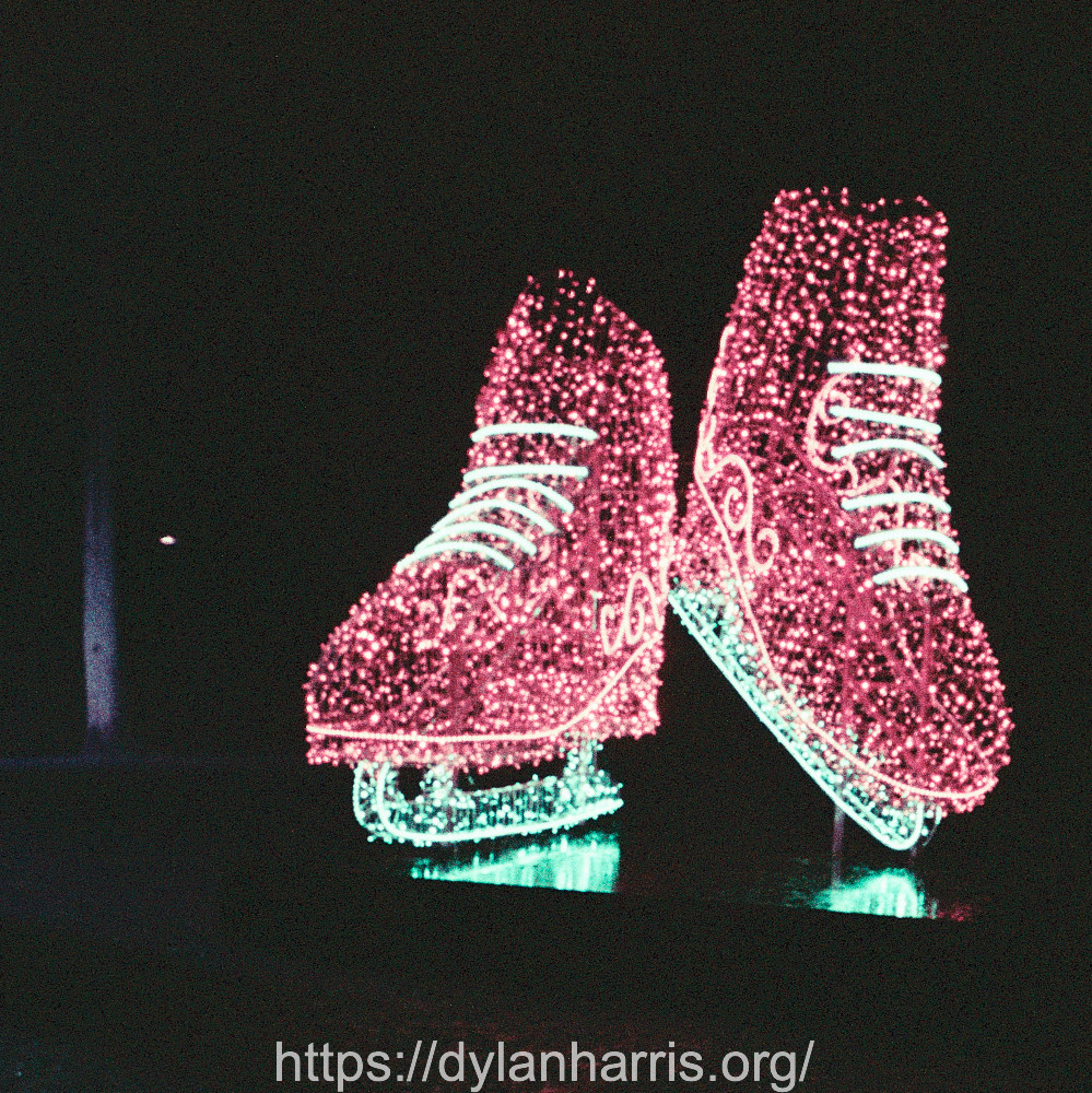 image: This is &lsquo;christmas lights (iii) 1&rsquo;.