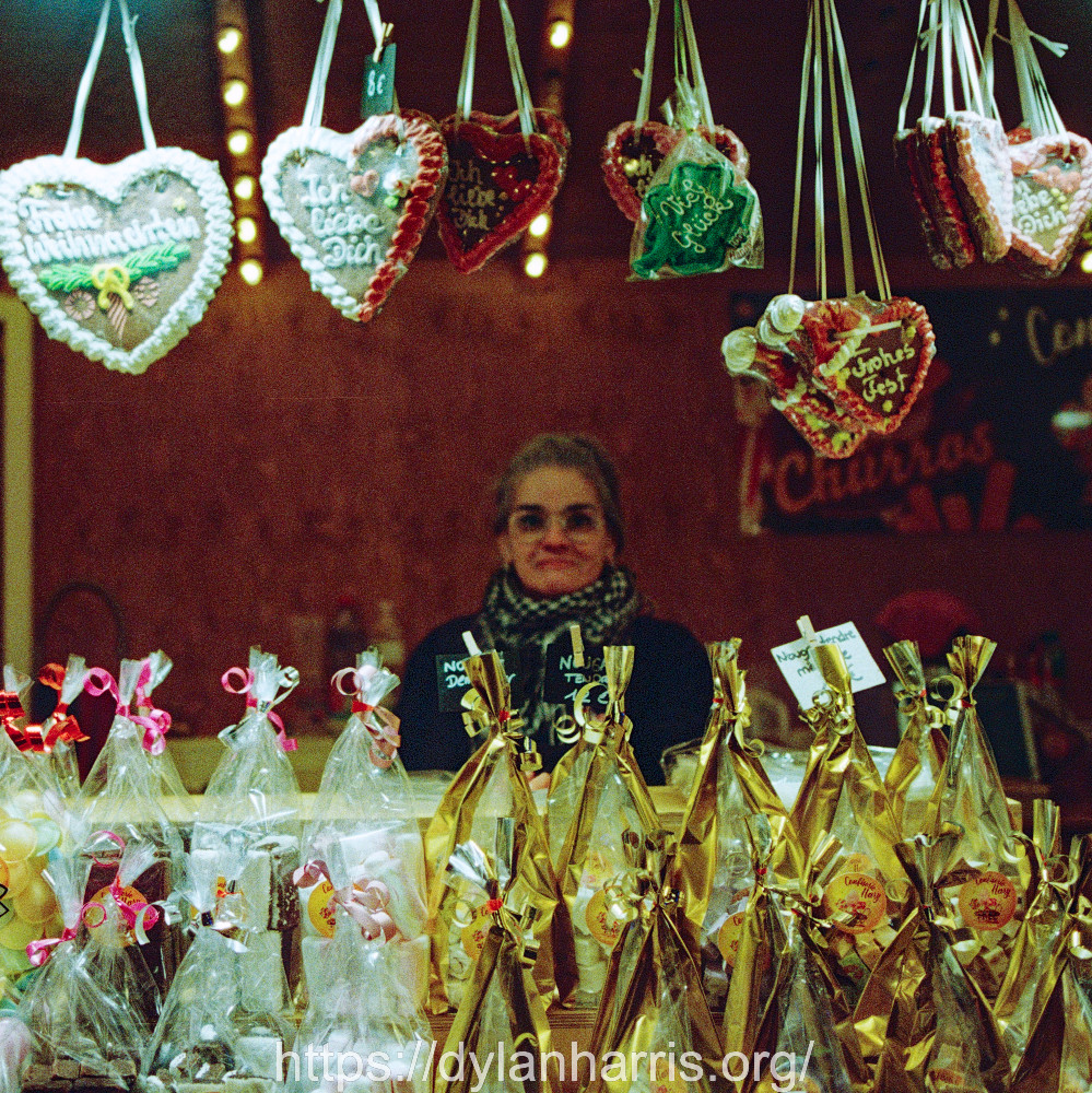 image: This is &lsquo;christmas market (v) 1&rsquo;.