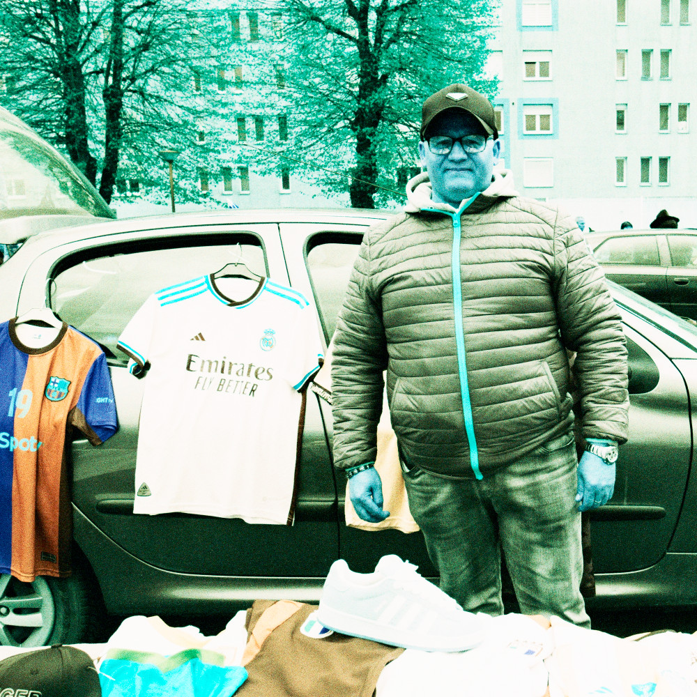 image: This is &lsquo;brocante (xli) 1&rsquo;.