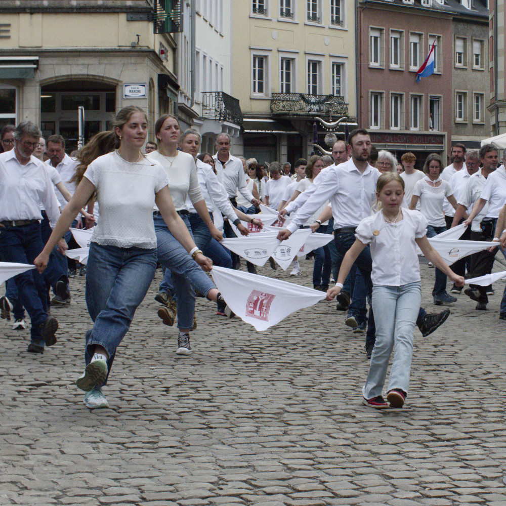 image: This is &lsquo;echternach (ii) 6&rsquo;.