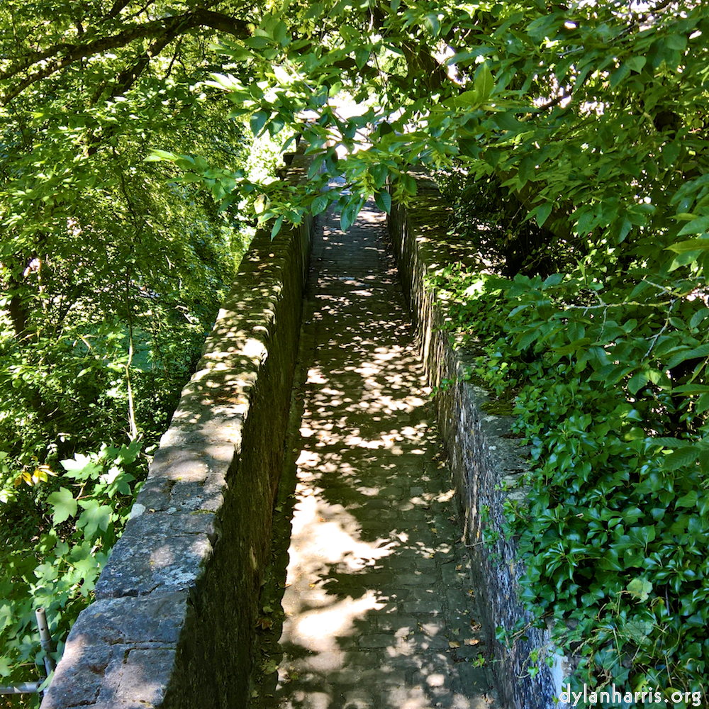 Image: Image 'konscht am gronn (iv) 2'.