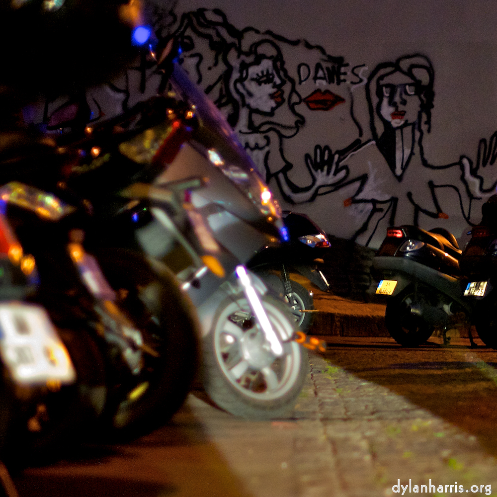 Image: Image 'montmartre (x) 1'.