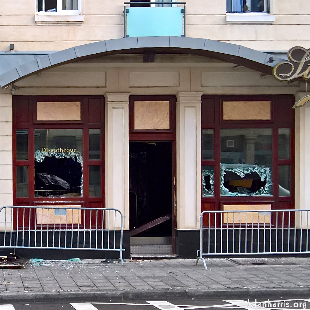 Image: Image 'esch&ndash;sur&ndash;alzette (xvii) 1', at Escher D&eacute;iereesch, of a male goat with a near&ndash;circular horn.