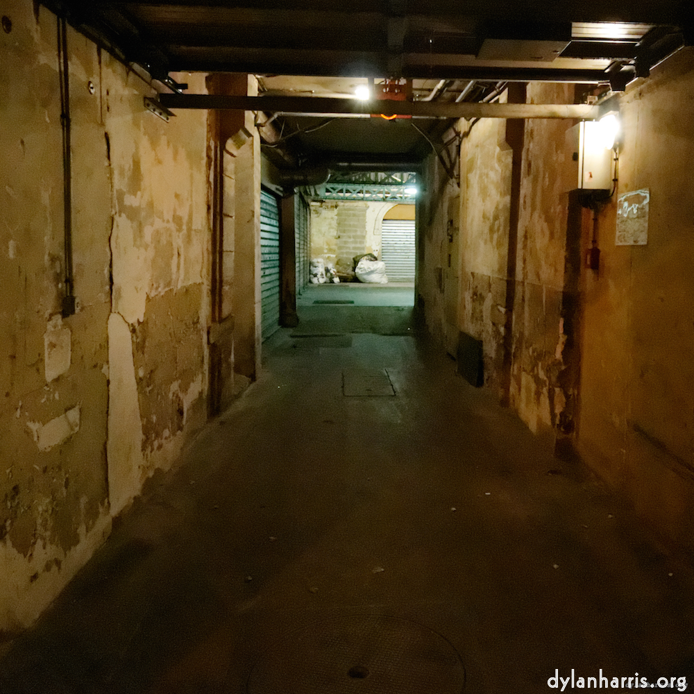 Image: Image 'nuit (iv) 3'.