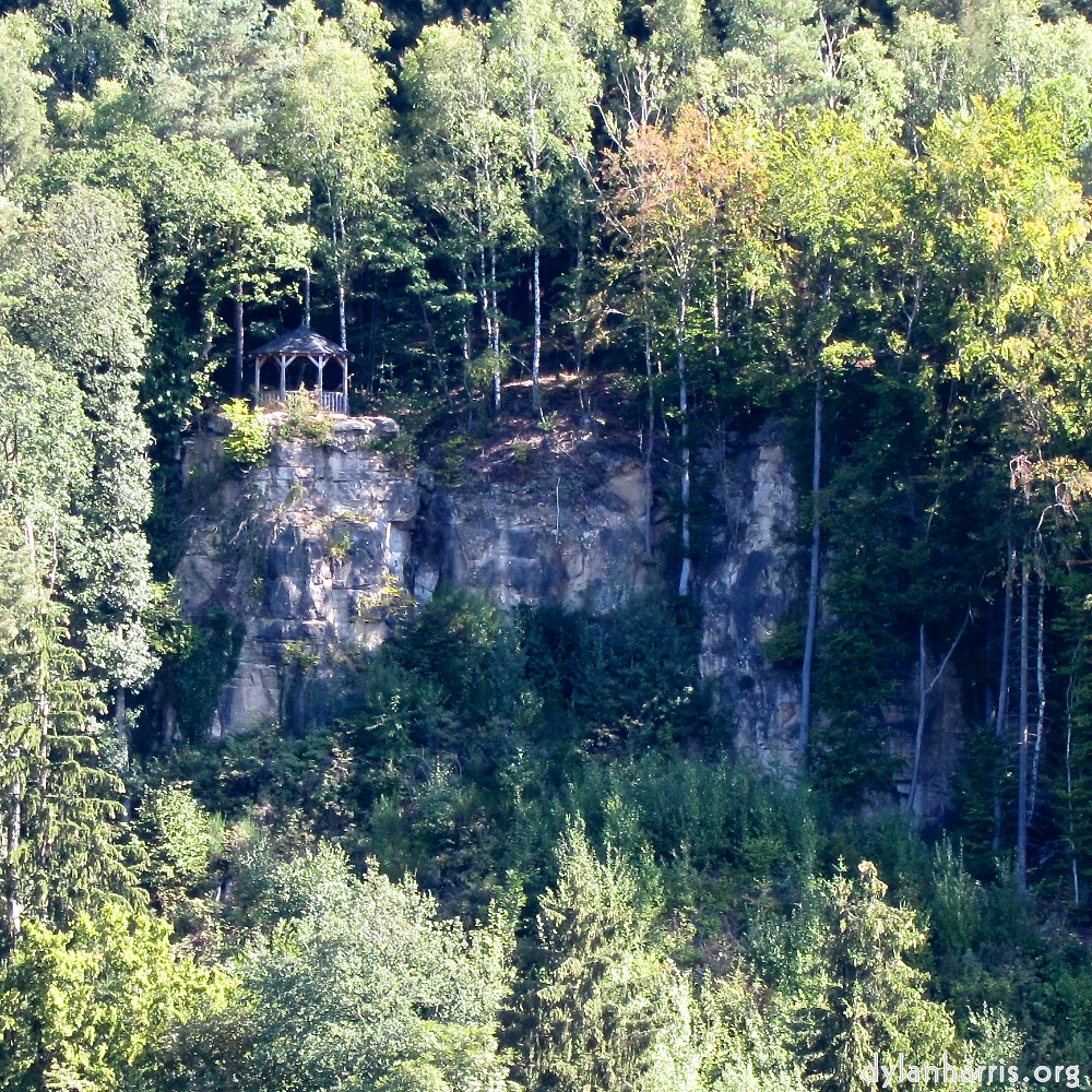 Image: Image 'larochette 4'.