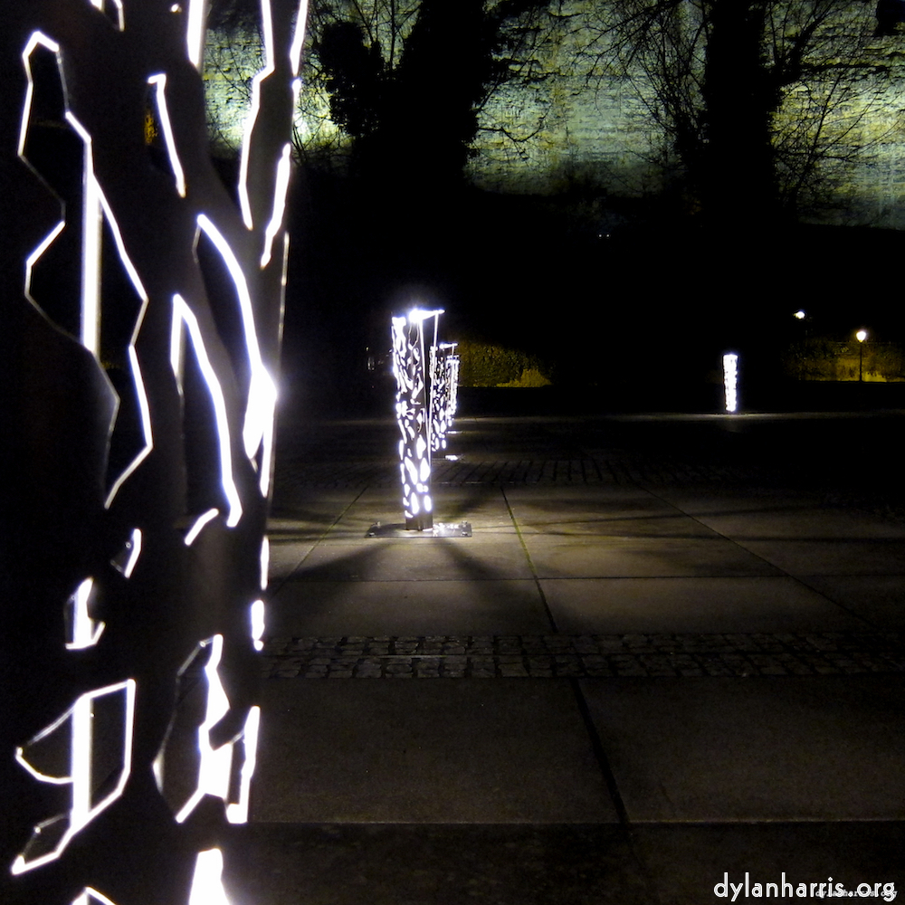 Image: Image 'sculpture (iv) 3'.