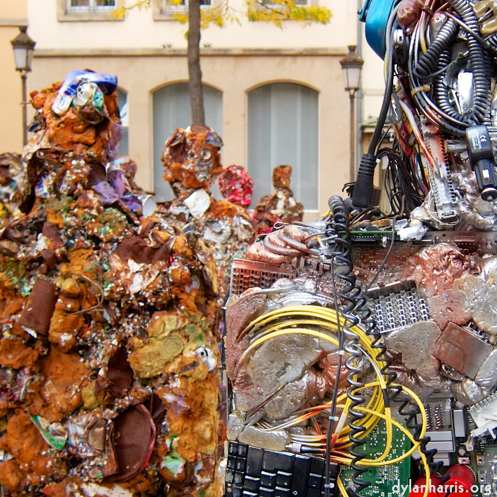 Image: Image 'sculpture (iii) 2'.