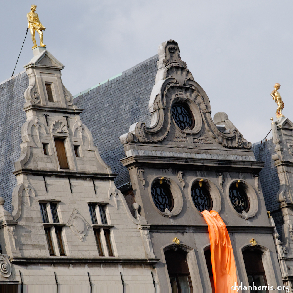 Image: Image 'antwerp (v) 2'.