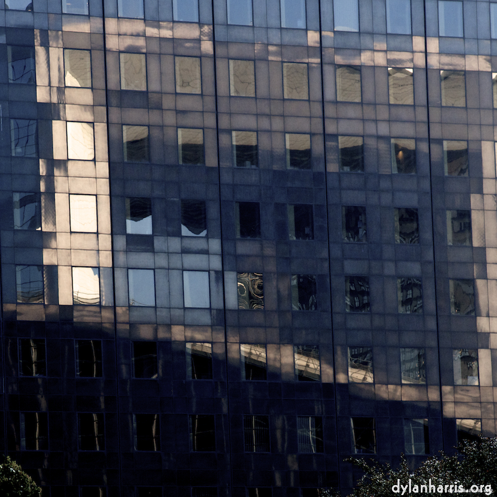 Image 'la d&eacute;fense (ii) 4'.