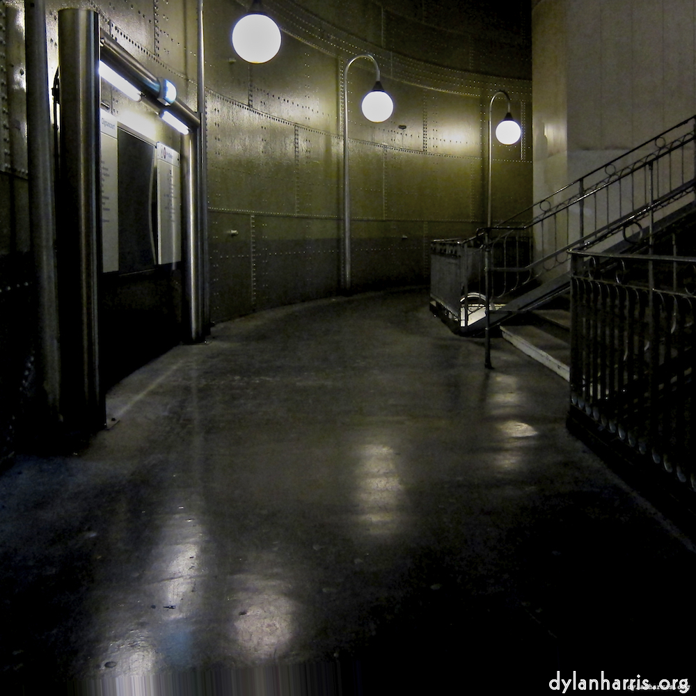 image: This is &lsquo;metro (ii) 6&rsquo;.