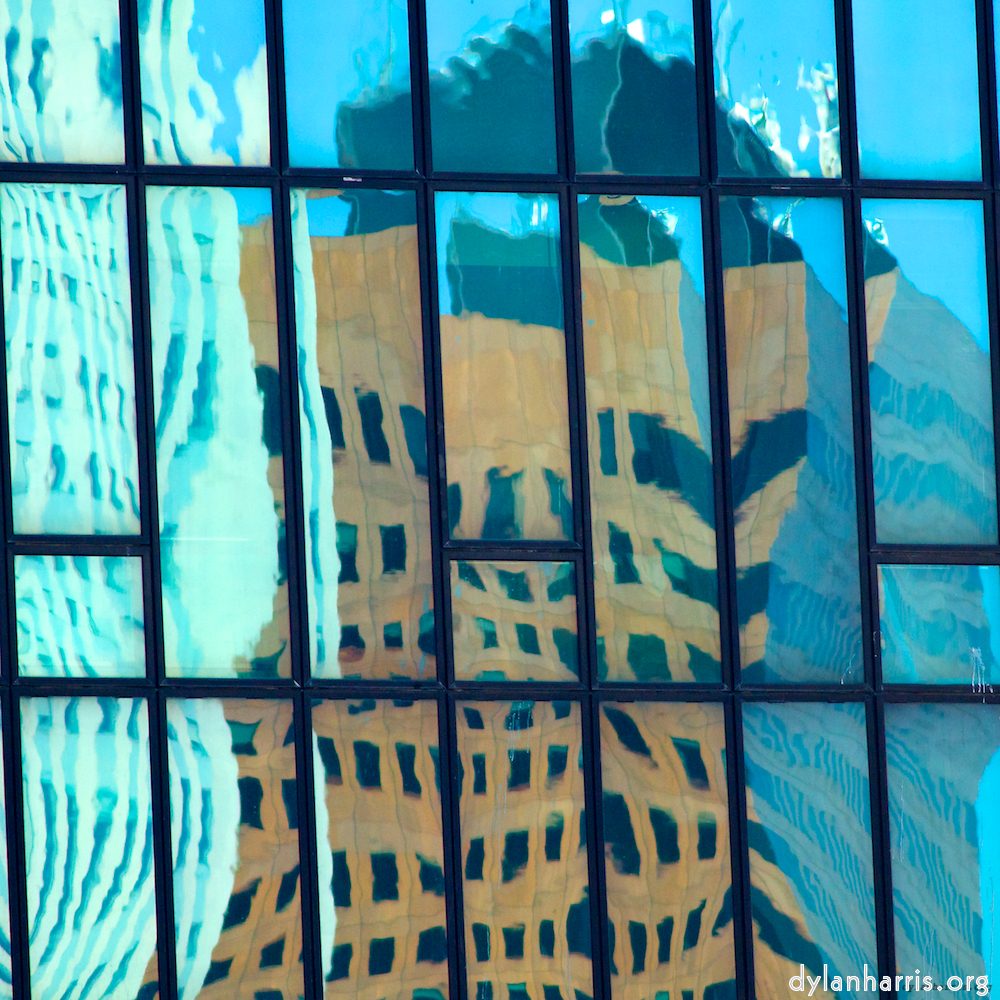 Image 'la d&eacute;fense (iii) 4'.