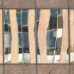 Eighth image from the photoset 'la d&eacute;fense (x)'.