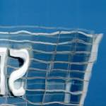 Third image from the photoset 'la d&eacute;fense (xx)'.