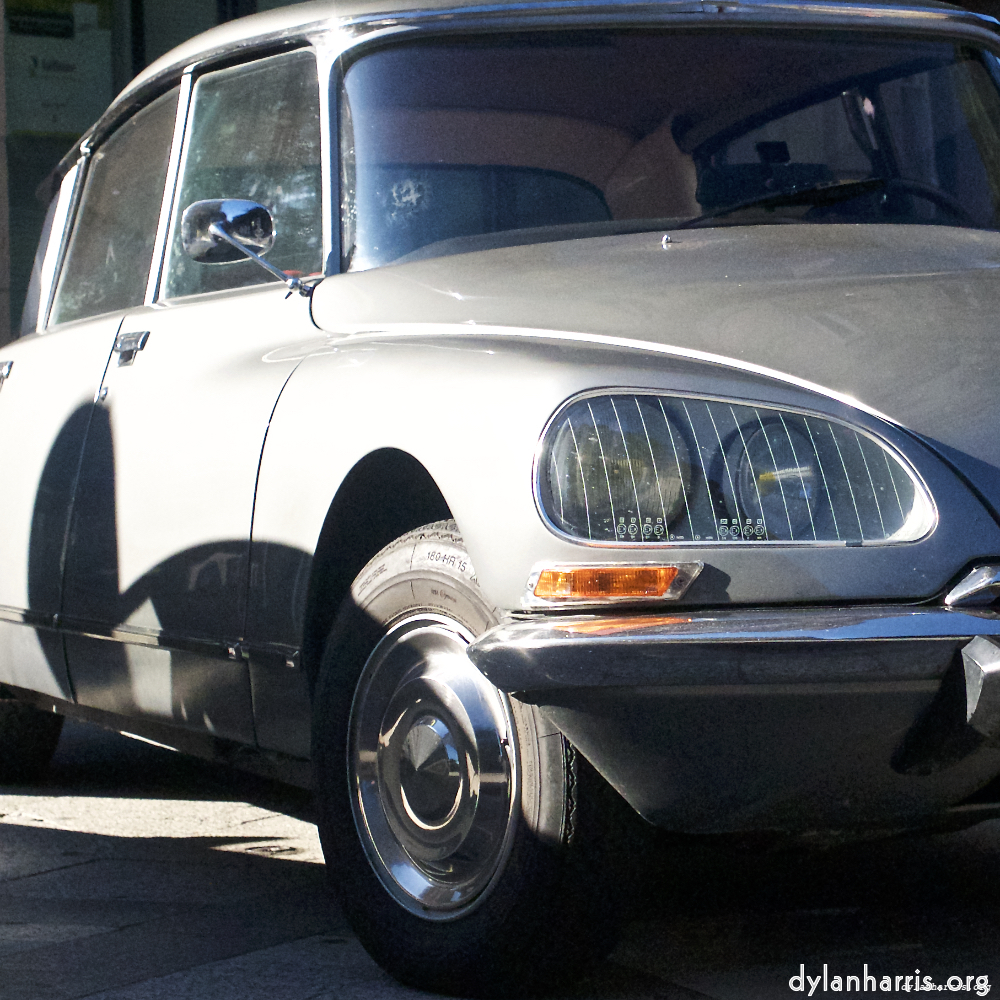 Image 'esch&ndash;sur&ndash;alzette (vi) 3', at Escher D&eacute;ierepark, the head and crest of a chicken.