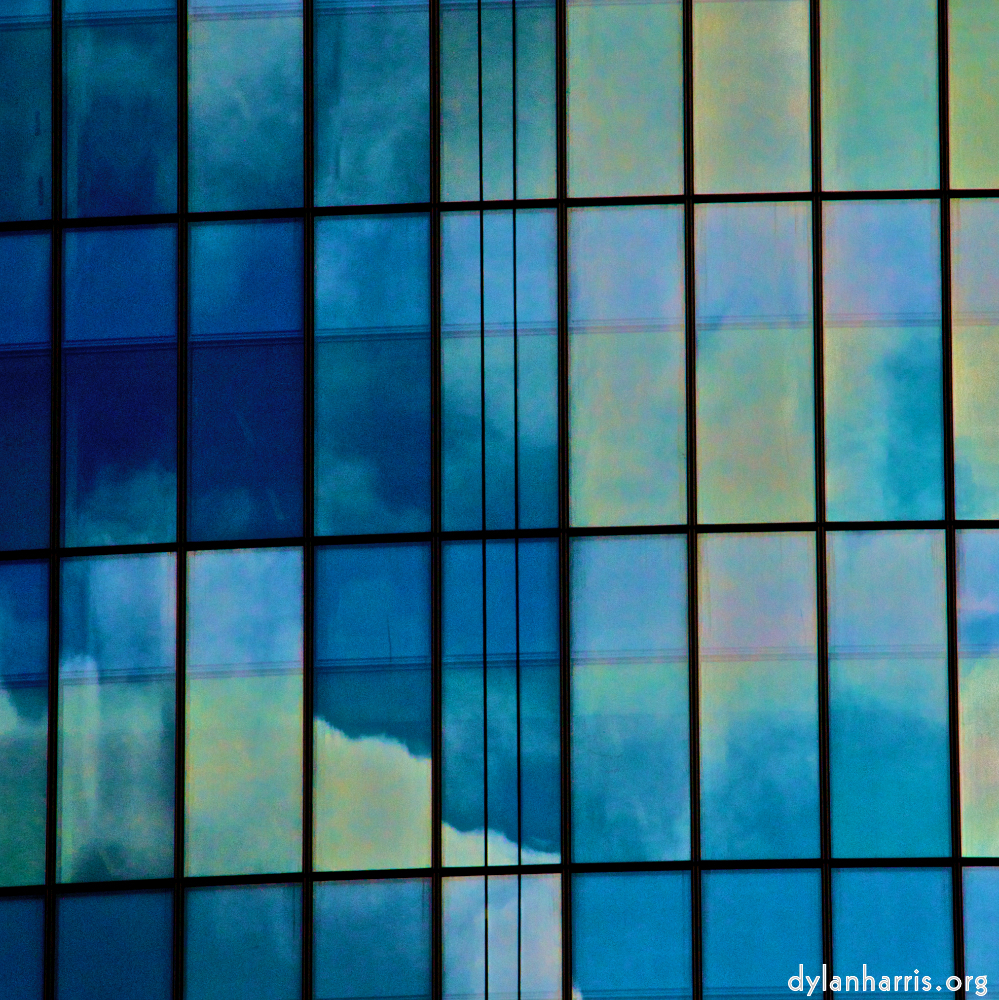 Image: Image 'la d&eacute;fense (i) 25'.