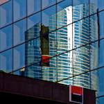 Image: First image from the photoset 'la d&eacute;fense (i)'.