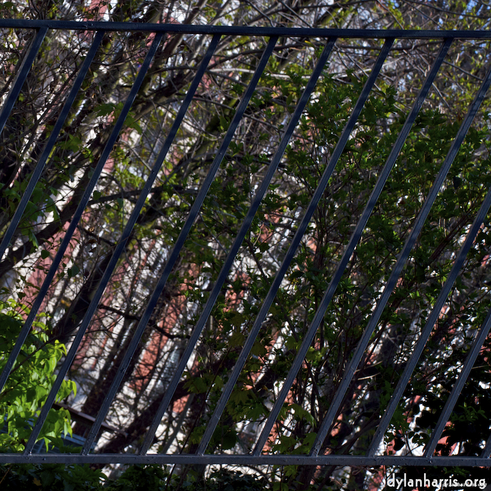 Image 'montmartre (v) 8'.