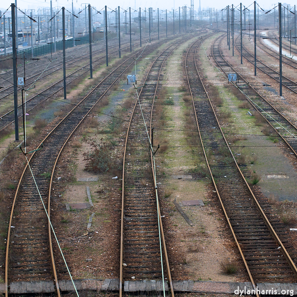 Image 'train (ix) 1'.