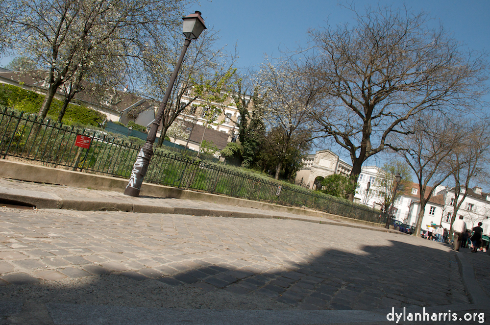 image: This is &lsquo;montmartre (vii) 2&rsquo;.