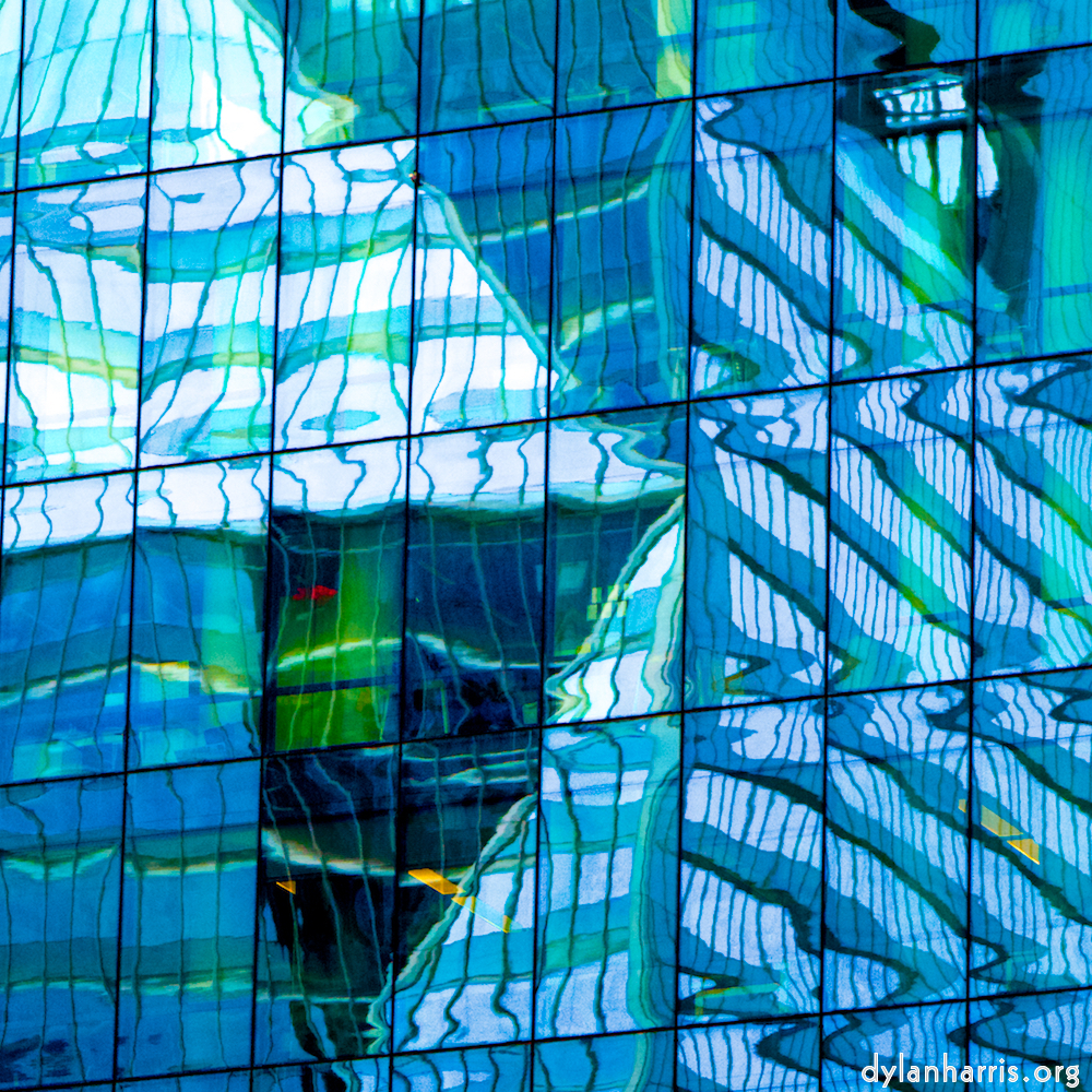 image: This is &lsquo;la d&eacute;fense (l) 1&rsquo;.