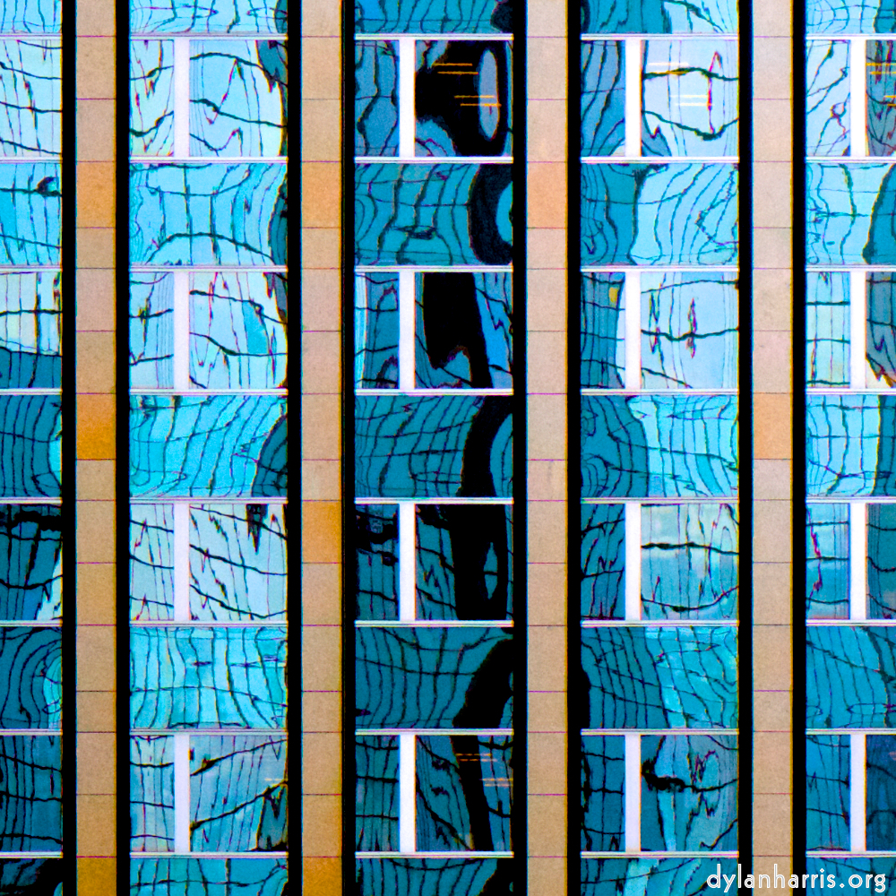 image: This is &lsquo;la d&eacute;fense (l) 4&rsquo;.