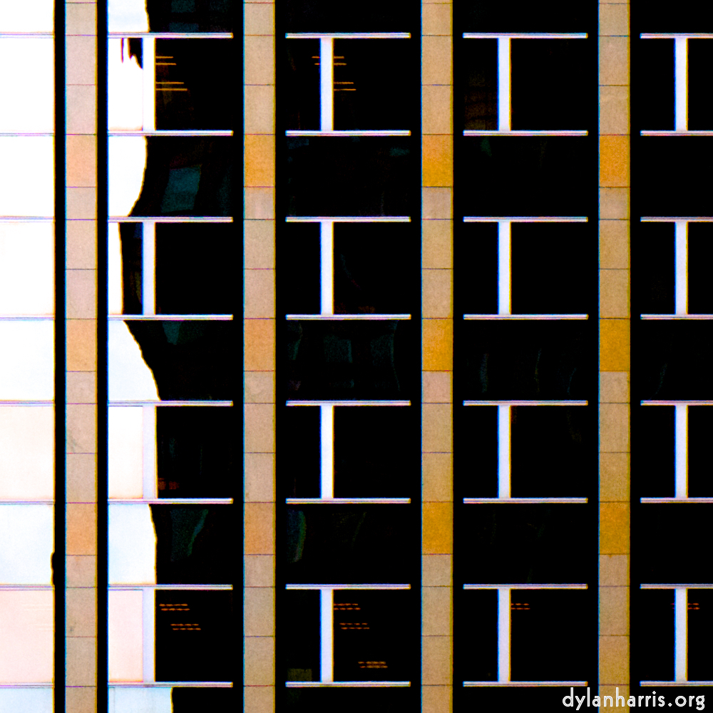 image: This is &lsquo;la d&eacute;fense (l) 6&rsquo;.