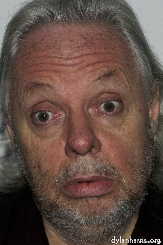 Image: Image 'auto (ix) 6'.