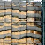 First image from the photoset 'la d&eacute;fense (xi)'.