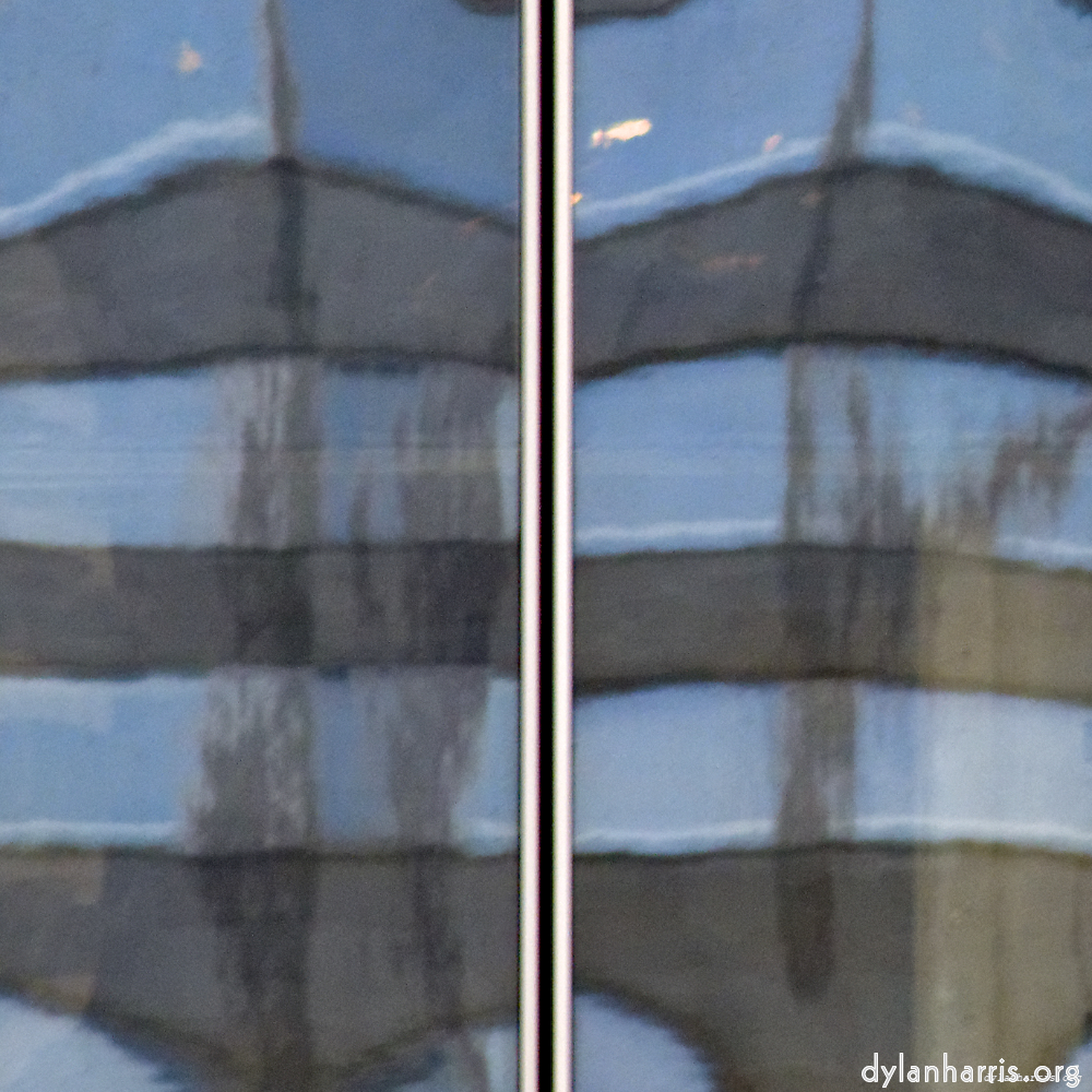 Image 'la d&eacute;fense (xiii) 7'.