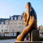 Image: Third image from the photoset 'sculpture (v)'.