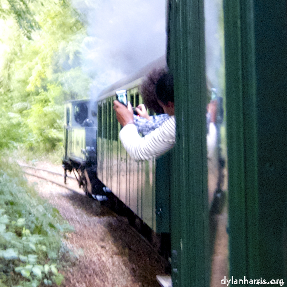 Image: Image 'train (x) 9'.