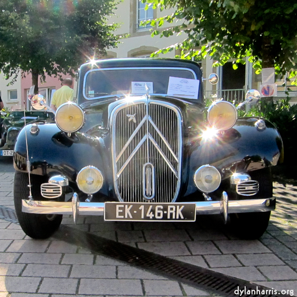 image: This is &lsquo;citro&euml;n (xxiv) 1&rsquo;.
