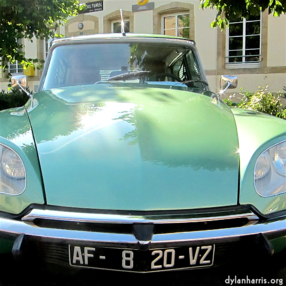 image: This is &lsquo;citro&euml;n (xxiv) 2&rsquo;.