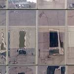 Third image from the photoset 'la d&eacute;fense (xxiii)'.