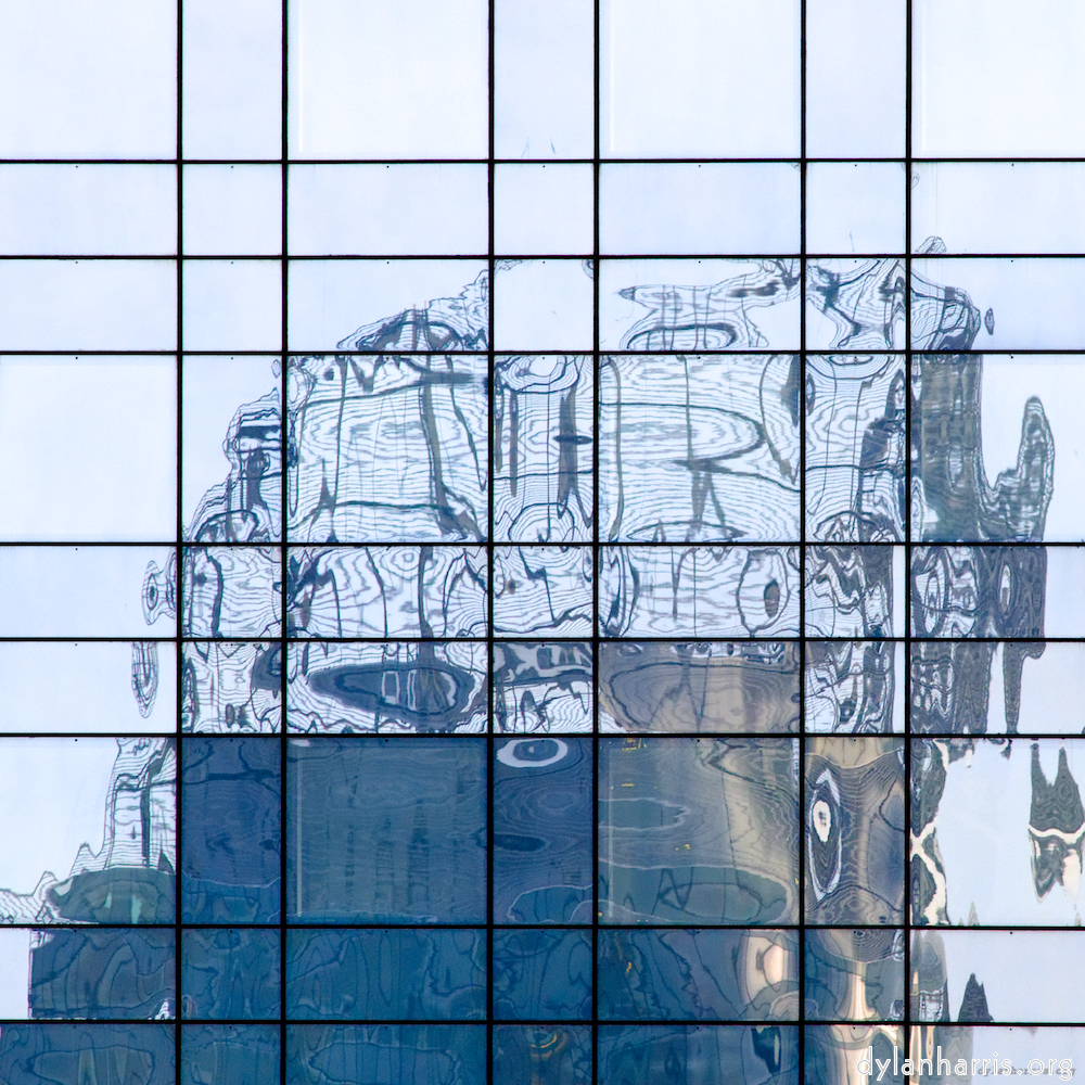 Image 'la d&eacute;fense (xxx) 2'.