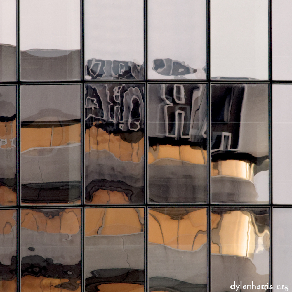 Image 'la d&eacute;fense (xxxiii) 3'.