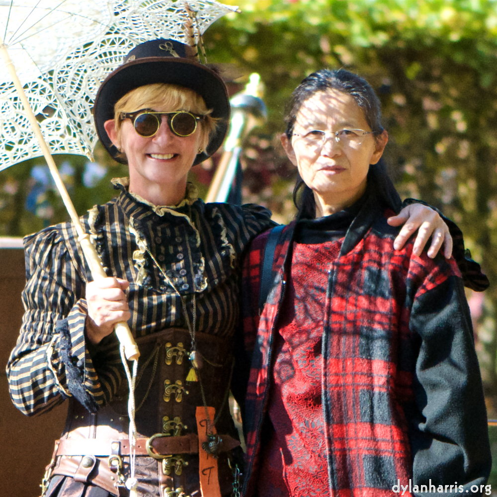 Image: two steampunk ladies