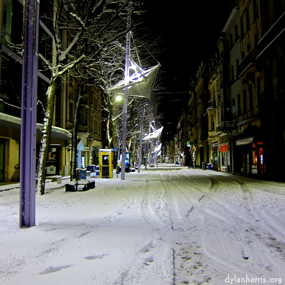 image: Voici &lsquo;way to work (viii) 2&rsquo;.