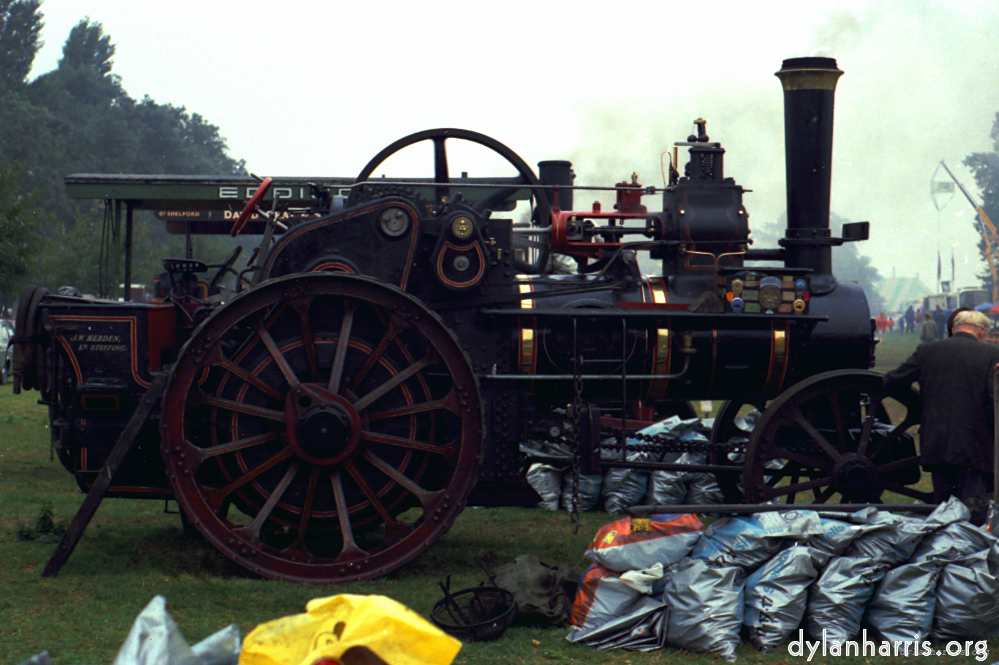 Image: Image 'traction 2'.