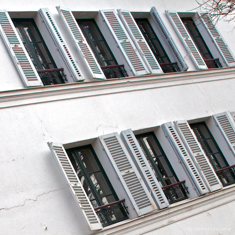 image: unlabelled image