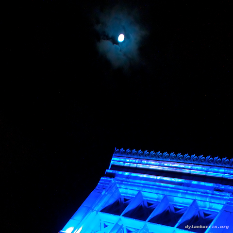 image: unlabelled image