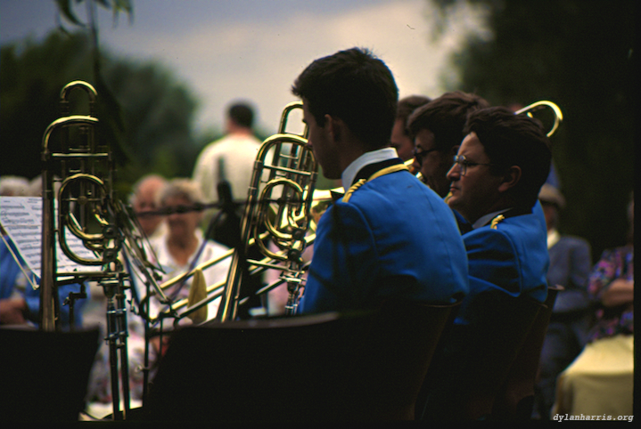 image: unlabelled image