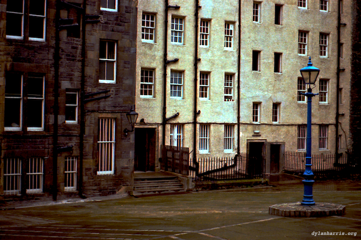 image: unlabelled image